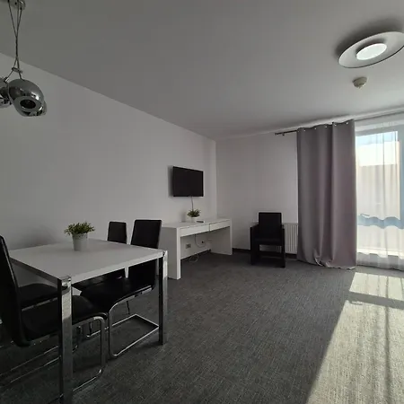 Апартаменты Krawiecka Trzy Zero Dwa