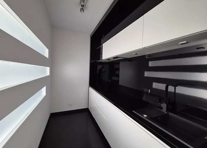 Apartman Krawiecka Trzy Zero Dwa *